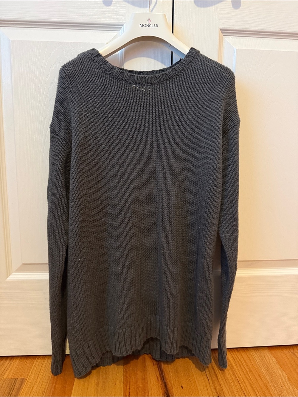 Aeropostale Women's Charcoal Gray Crewneck Sweater